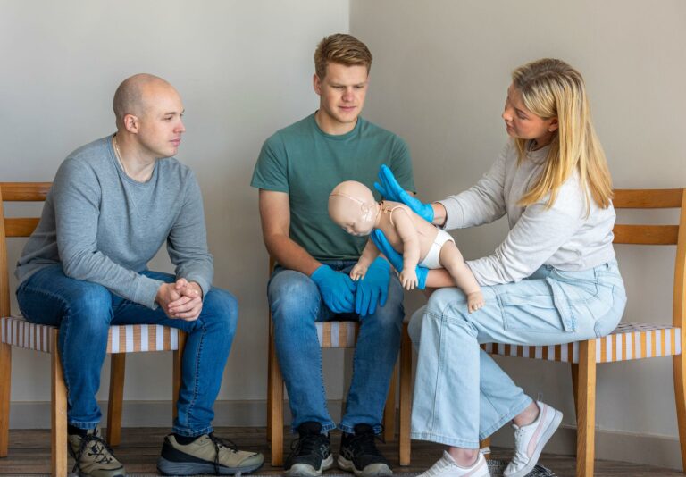 Vaikų ir kūdikių pirmosios pagalbos mokymai–žinios kurios gali išgelbėti gyvybę